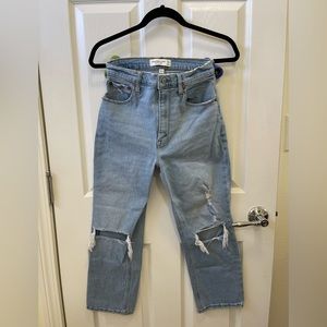 WORN ONCE ABERCROMBIE CURVE LOVE ULTRA HIGH RISE ANKLE STRAIGHT SIZE 27 S